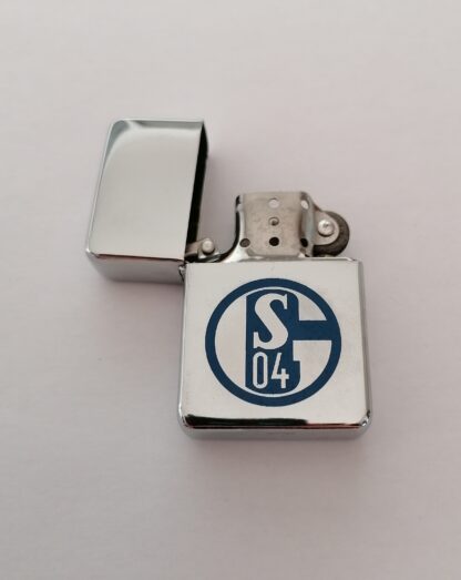 Benzinfeuerzeug "Schalke 04" – Bild 2